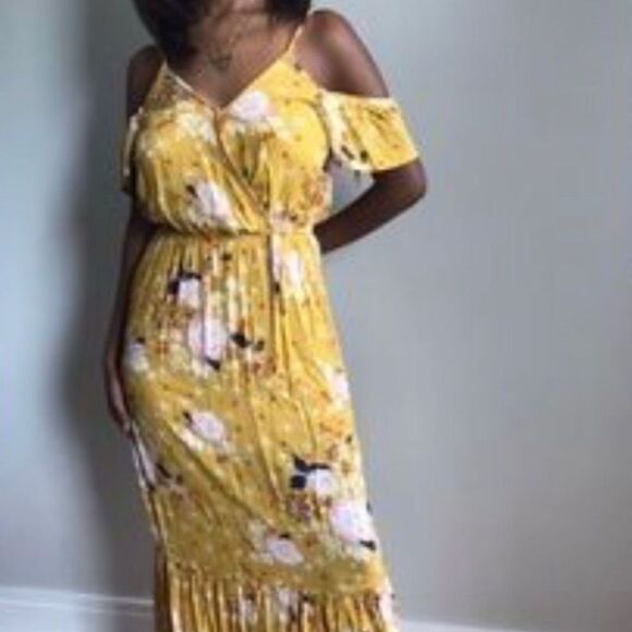 One Clothing Yellow Maxi Sundress with Flutter Sleeves - Picture 1 of 8